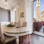 La Terrazza Sul Campo-rooms Only Gasthuis Siena