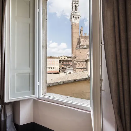 La Terrazza Sul Campo-rooms Only 招待所 3*